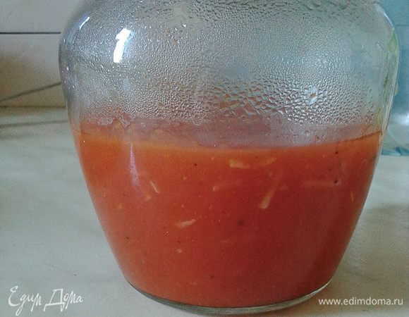 Вот сколько соуса у меня образовалось из " отходов", его можно подать к мясу, рыбе или пасте, на Ваш выбор.