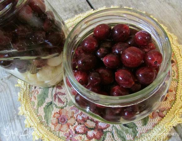 Затем крыжовник.