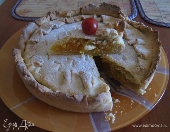 Начинка благодаря манке была нужно консистенции. Сверху можно присыпать пудрой.
Приятного аппетита!