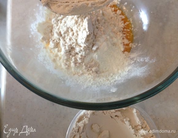 И изолят соевого протеина.