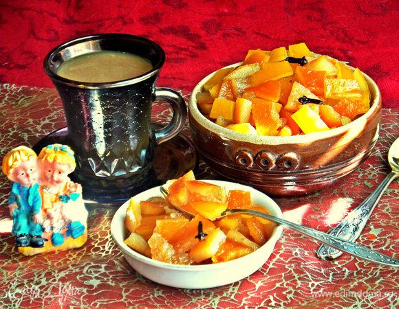 Получается примерно пол-литровая баночка корочек в сиропе.