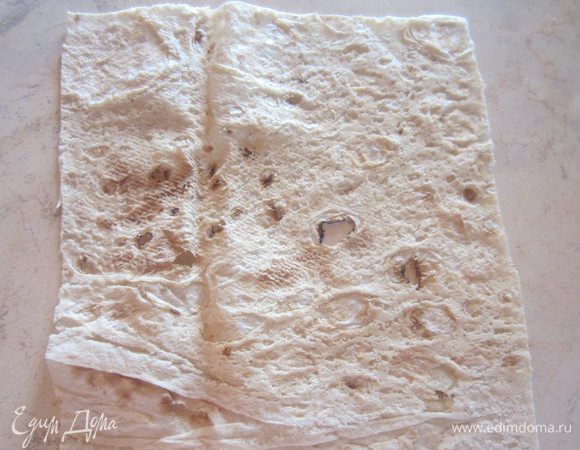 Полоски режем на квадратики.