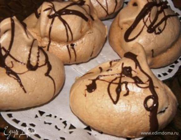 Готовые пироженки украсим растопленным шоколадом (нанести хаотично) и  можно пить чай-кофе. Удачи!