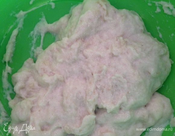 Масса становится похожа на поостывшую густую манную кашу :)