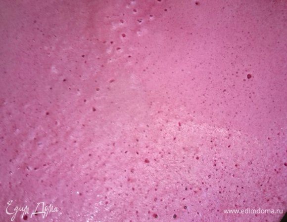 Выпекать на чугунной сковороде, хорошо смазанной растительным маслом.