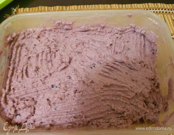 Мороженое перемешивать каждый час пять раз.