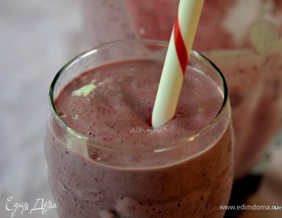 Разлить по стаканам. Наслаждаемся. Вкусно и сытно.