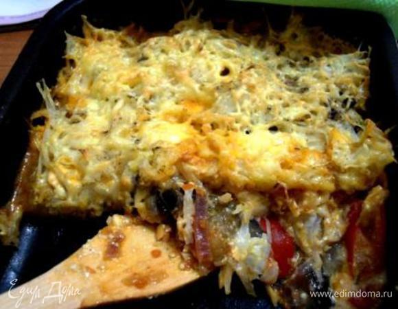 Достаем запеканку, посыпаем тертым сыром и снова в духовку на 10 минут, температуру увеличив до 200 градусов, чтобы появилась аппетитная корочка. Как это сытно и вкусно, скажут вам ваши родные и близкие!!!