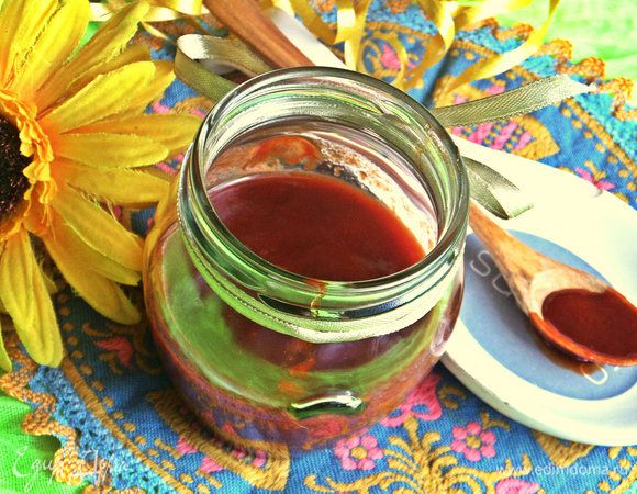 Какой вкус? Мне почему-то напомнил варенье из крыжовника, на любителя! Читала отзывы других - напомнил тыквенный вкус, странно, правда? Но вкус специфический, хоть и фруктовый, пахнет вареньем... Решайте сами, стоит ли "овчинка выделки". 