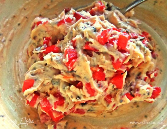 Перемешиваем несколько раз, пробуем на соль.