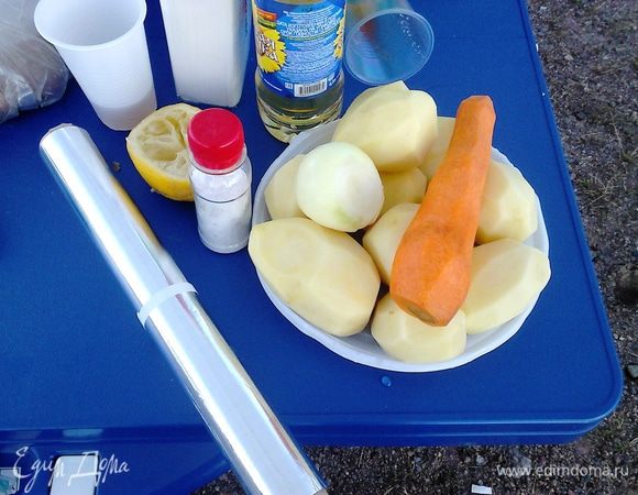 Овощи помыть и почистить. 