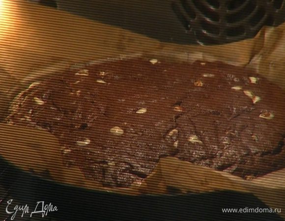 Выпекать в разогретой духовке 15–20 минут.