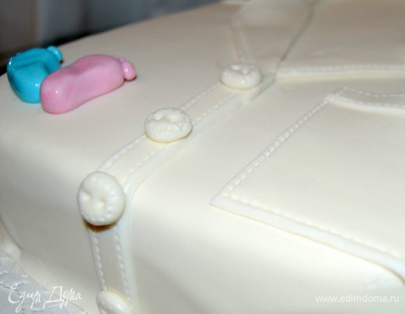 Пришили пуговки.