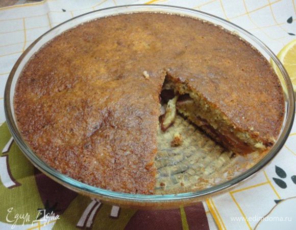 Пирог вкусен, когда он совсем остынет. Чувствуются в основном орехи и слива, никакой тяжести теста. 