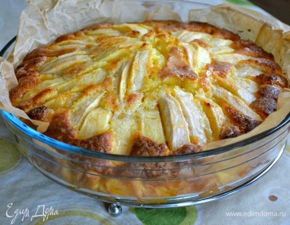 Готовый пирог остудить и подавать. Приятного!