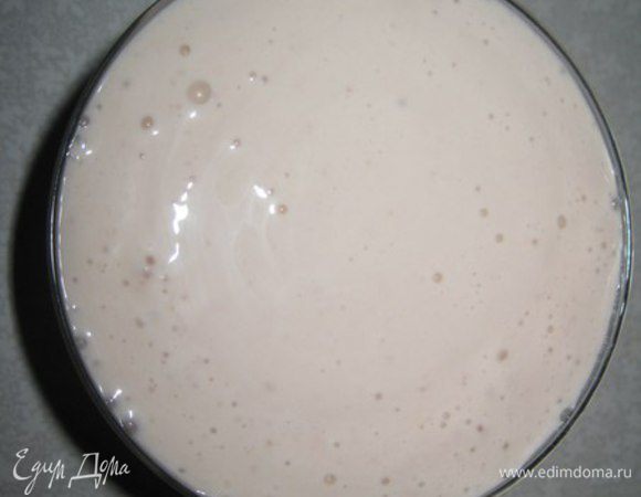 Повторяем слои. Киви, зефирный крем. Ставим десерт в холодильник минимум на 20 минут.