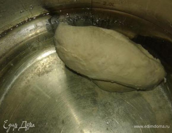  У меня была куриная грудка, так что суп почти диетический, вы можете взять окорочок и супчик будет более наваристый. Мясо вытащим и разберем на кусочки.