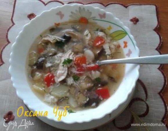 Разливаем по тарелкам, добавляем зелень по вкусу, наслаждаемся и греемся!Приятного!