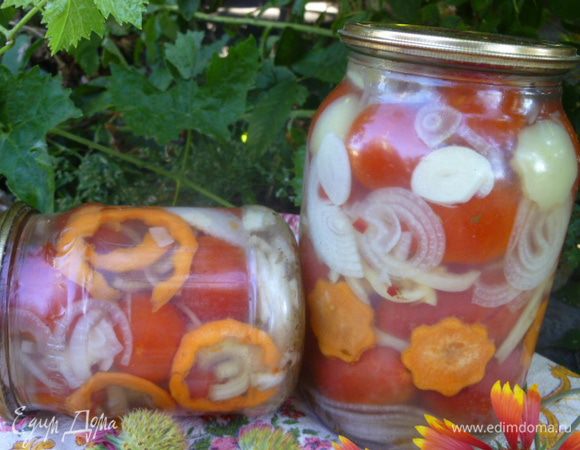 Затем поставить в холод или вынести в погреб до полного застывания желатина.