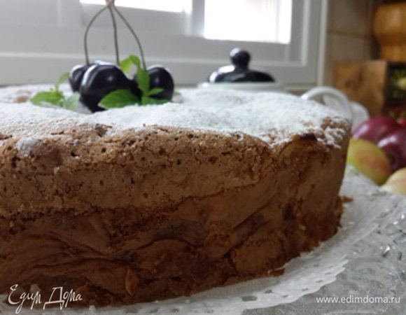 Он готов!  Ну хотите еще и сахарной пудрой сверху присыпьте...
