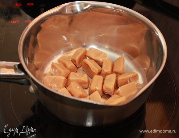 Я использовала мягкие ириски "Ленивки".