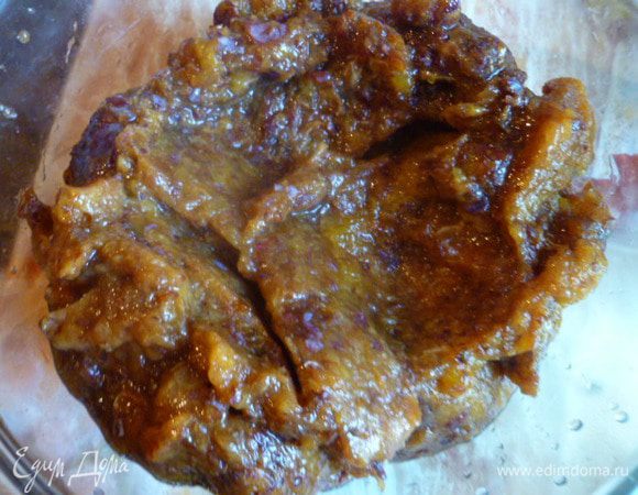 А тем временем займемся сливовыми выжимками.