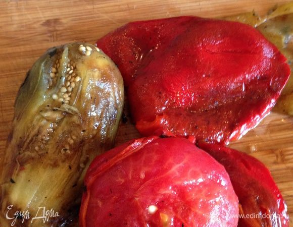 Очищенные овощи нарезать не очень мелко.