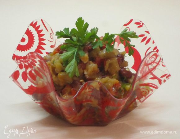 Снять с огня, остудить, поставить в холодильник на 1-2 часа. Можно есть и горячим, и теплым, но мне больше нравится холодная закуска.