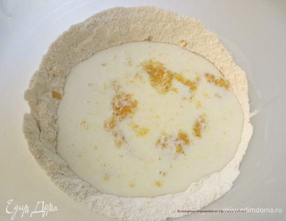 Добавить теплое молоко. Вместо молока, можно добавить воду.