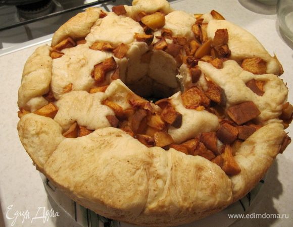 Готовому хлебу дать остыть прямо в форме около 1 часа. Затем аккуратно извлечь из формы.