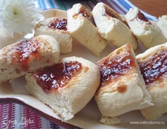 Угощайтесь!
Когда у меня остается больше белков, делаю багеты от Ирины http://www.edimdoma.ru/retsepty/69059-baget-na-belkah. Семье очень нравятся. Спасибо, Ирина.