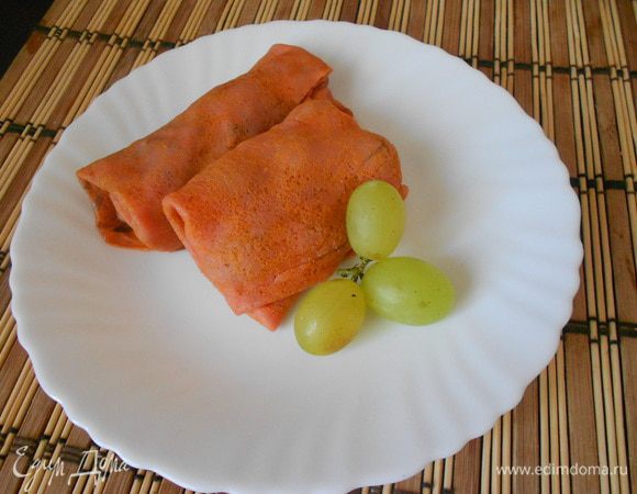 Из арбузного сока можно приготовить блинчики.
http://www.edimdoma.ru/retsepty/76658-blinchiki-iz-arbuznogo-soka