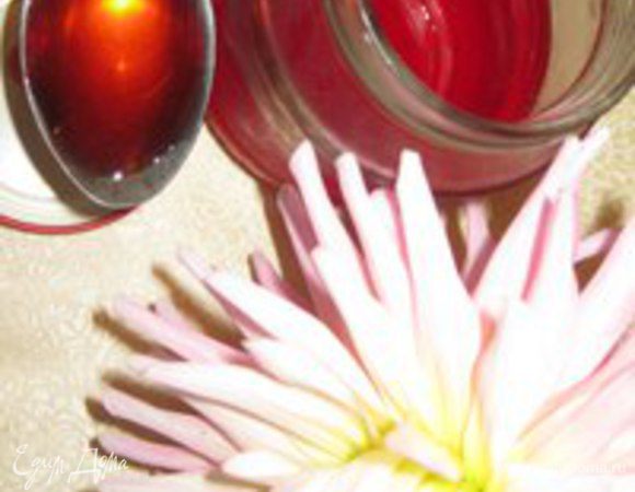 Натуральный, ароматный, яркий и полезный малиновый сироп готов. Хранить в холодильнике.
Всем крепкого здоровья!