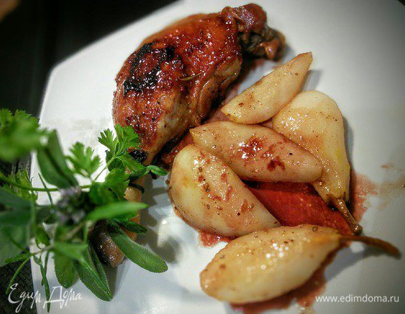 Приятного аппетита! 

Я получила от мужа "большое человеческое спасибо". Это было ну очень неожиданно, потому как муж не является поклонником сладких соусов к мясу, а уж тем более фруктовых добавок. Тем более приятно! Может и Вам удастся приятно удивить своих близких. 