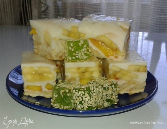 Разрезаем как вашей душе угодно и подаем к столу!