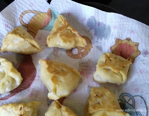 И пирамидки мои, которые пришлось переворачивать несколько раз, чтобы они остались пирамидками.