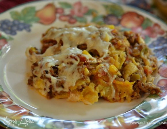 Подаем к столу, разделив на части. Приятного аппетита.