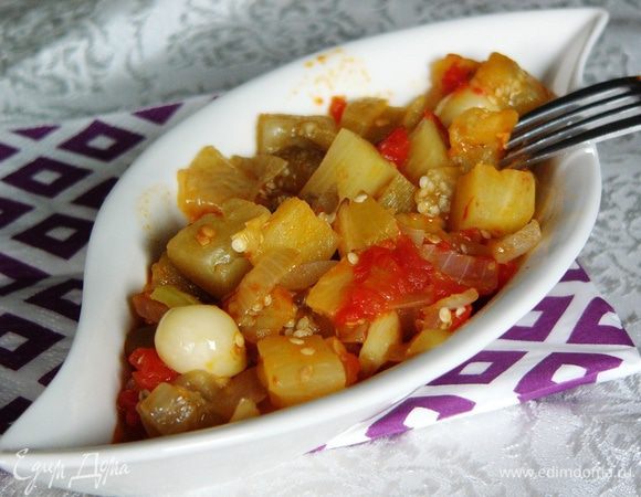 Подавать готовое блюдо с рисом. Приятного аппетита!