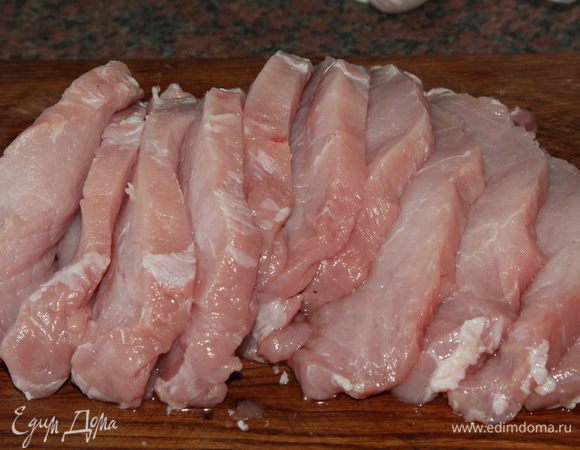 Нарезаем на порции, у меня получилось 12 пластов.