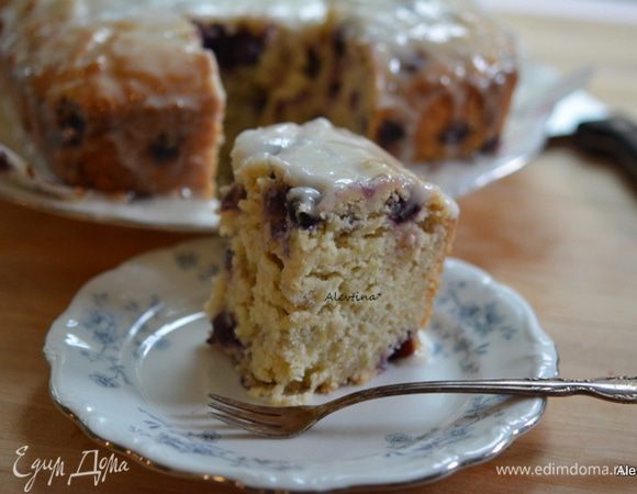 Разрезаем на квадратики и с чайком или кофе. Приятного аппетита. Для школьника или студента отличный десерт - сладкий квадратик к чаю.