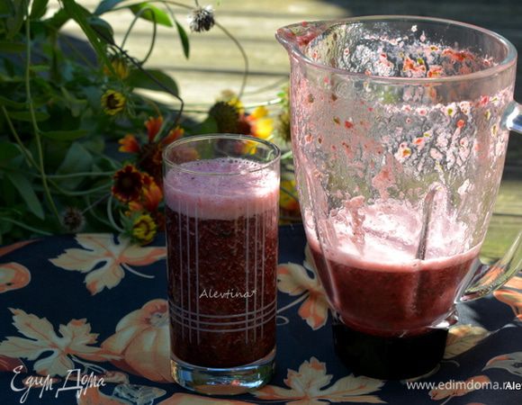 Разлить по емкостям. Приятный смузи наслаждаемся.