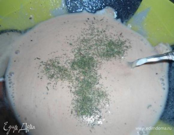 Для соуса-заливки смешать все ингредиенты (вместо бульона можно добавить кипяченой воды).