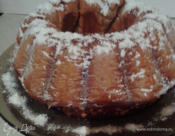 А вот и пирожок! Угощайтесь!