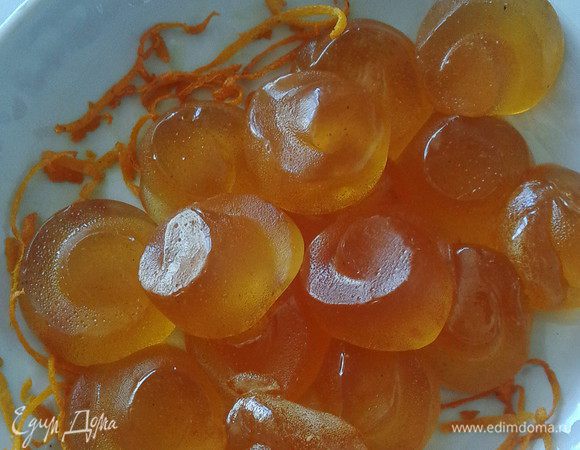 Застывшие леденцы готовы к употреблению. У меня вышло 15 штучек.