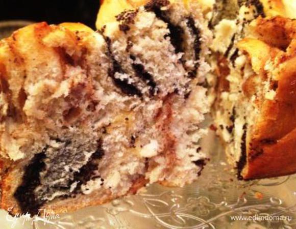 Остудить, вынуть из формы и вкушать!
Пирог очень красивый и внешне, и изнутри!