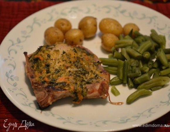 Подаем к столу с готовым овощным гарниром.