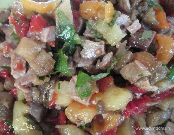 Добавляем зелень и перемешиваем.