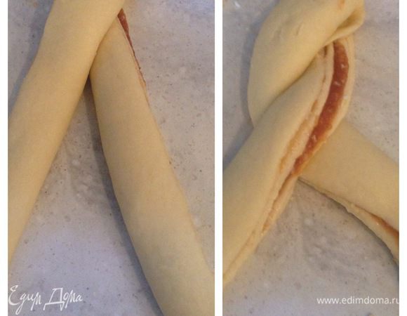 Перекручиваем и скрепляем оба конца так, чтобы не расходились.