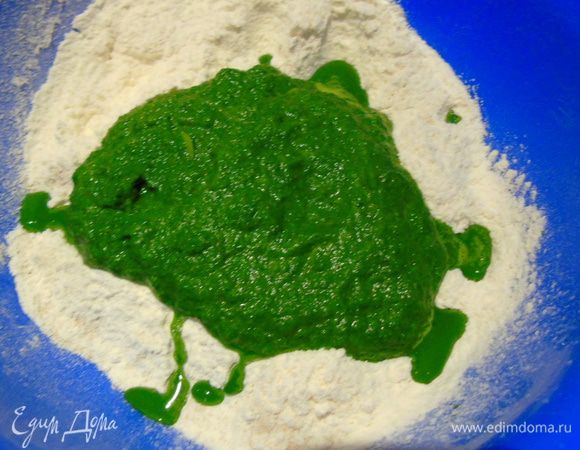 Добавьте к муке.