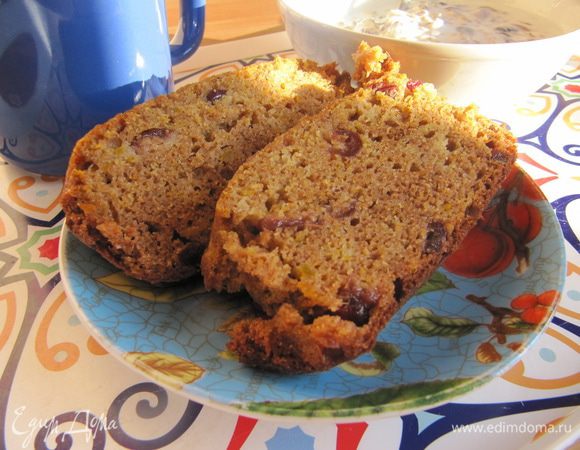 Такой кекс станет отличным дополнением к завтраку или в качестве "ссобойки" на работу или ребенку в школу.